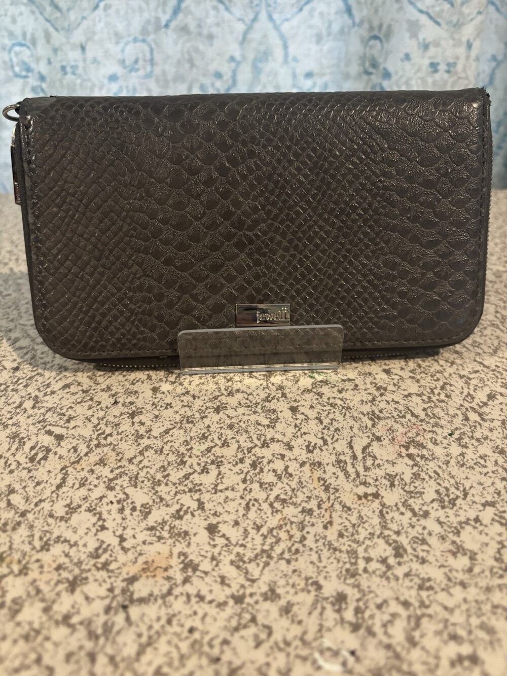 Jewell Thirty-One Gray Faux Snake Wristlet Wallet Clutch